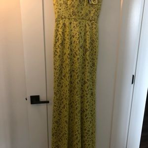 BCBG Dresses - BCBG Natasha Sequined Gown Brand New Size 0 BCBG Dresses - BCBG Natasha Sequined Gown Brand New Size 0